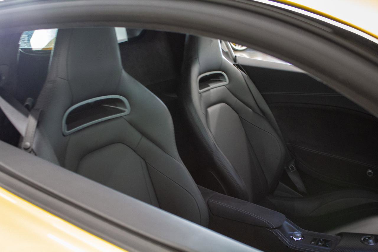 Used 2023 Maserati MC20 Coupe image 21