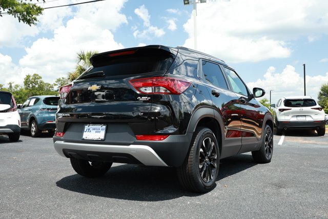 Used 2022 Chevrolet TrailBlazer LT AWD/4WD image 6