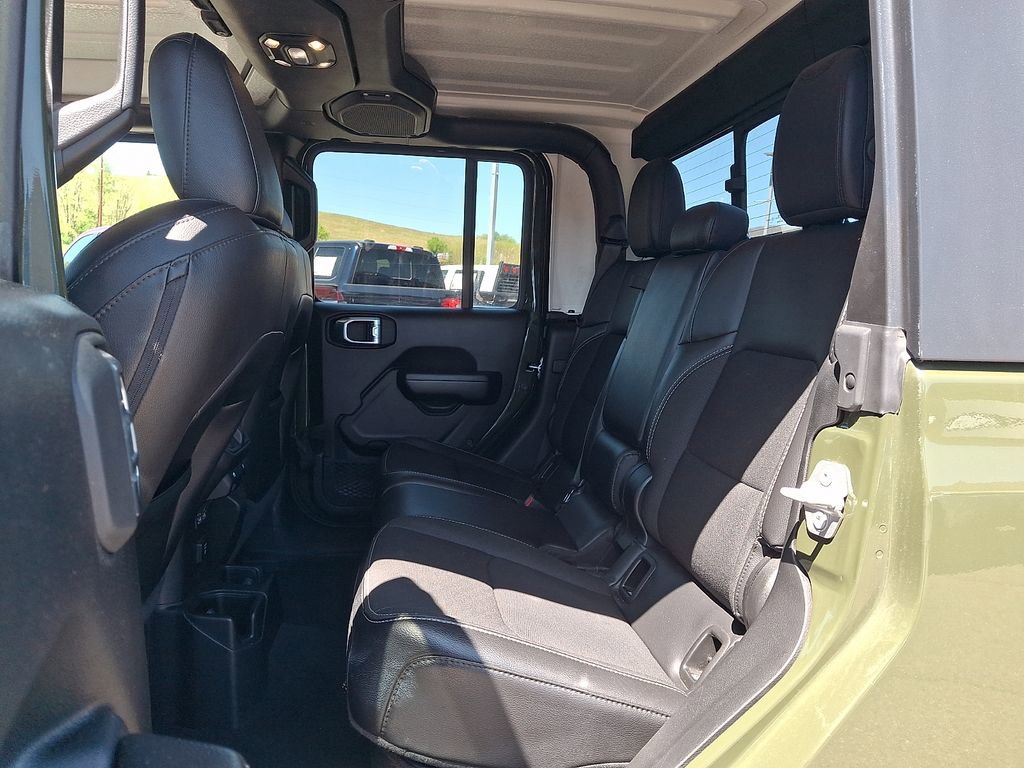 Used 2021 Jeep Gladiator Sport AWD/4WD image 10