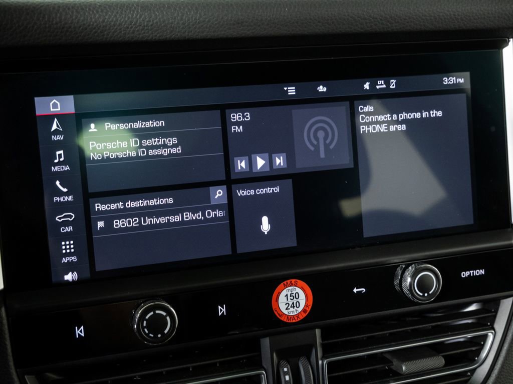 Certified 2024 Porsche Macan Turbo image 14