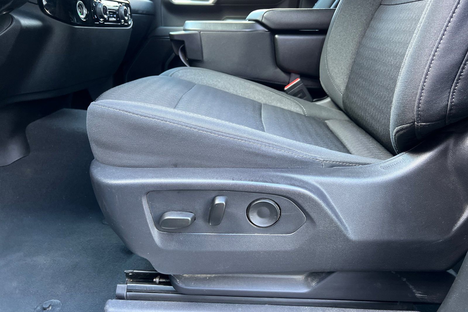 Used 2024 Chevrolet Silverado 1500 LT w/ Protection Package image 15