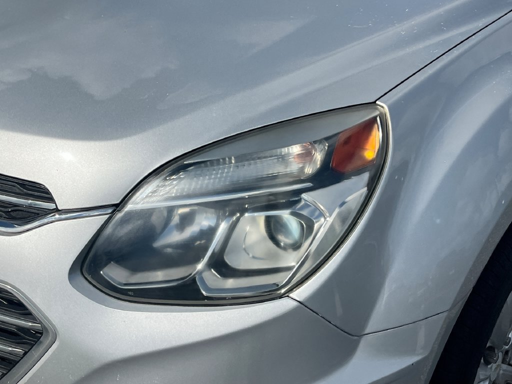 Used 2016 Chevrolet Equinox LT w/ Convenience Package FWD image 19