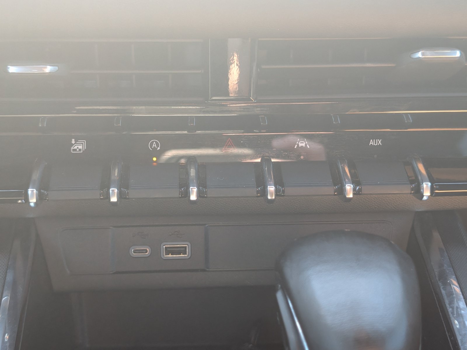 Used 2025 GMC Canyon Elevation AWD/4WD image 22