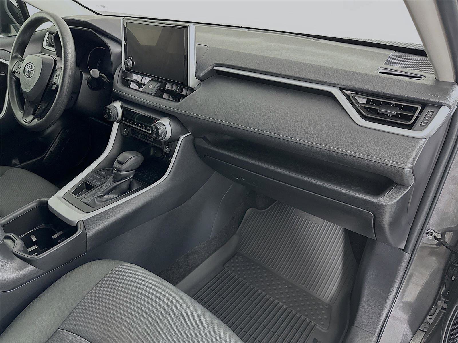 Certified 2025 Toyota RAV4 XLE image 27