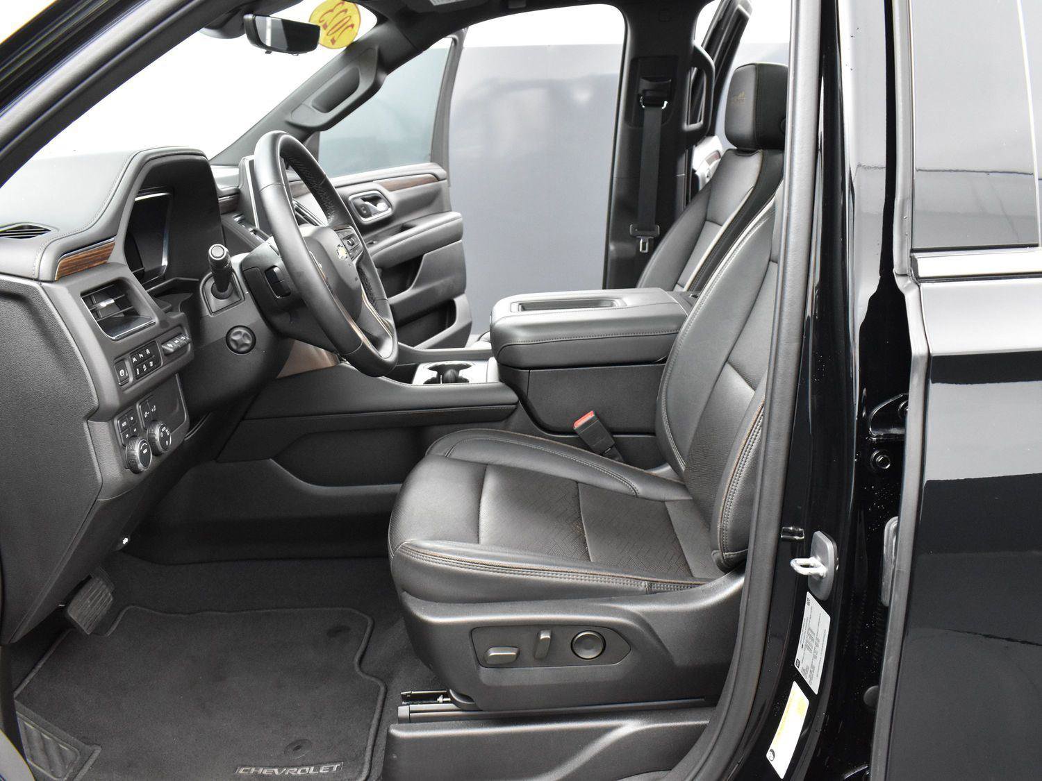 Used 2023 Chevrolet Tahoe High Country w/ Premium Package 2 image 15