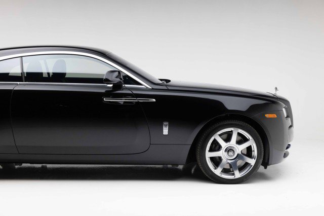 Used 2015 Rolls-Royce Wraith image 23