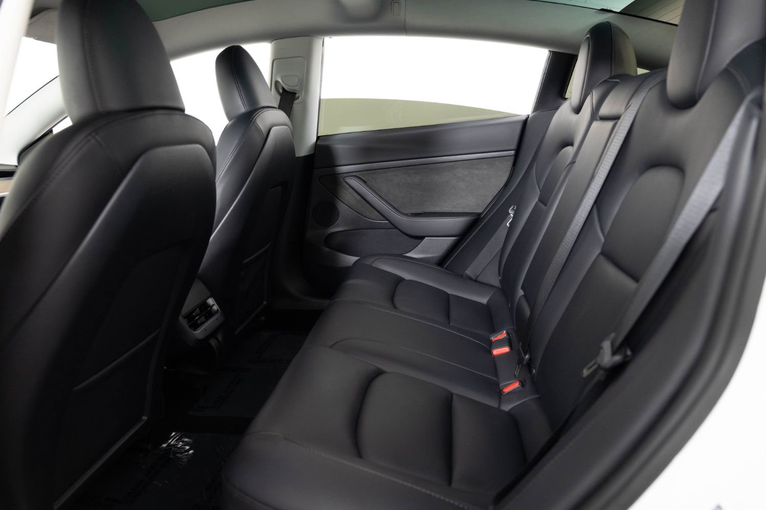 Used 2023 Tesla Model 3 Standard Range RWD image 18
