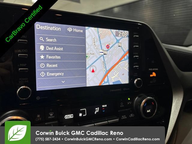 Used 2020 Toyota Highlander XLE AWD/4WD image 18