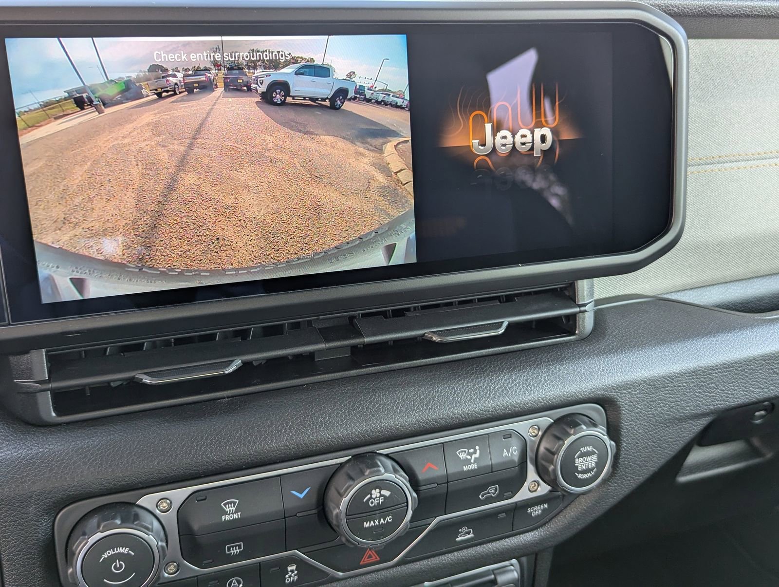 New 2026 Jeep Wrangler Sport S image 7