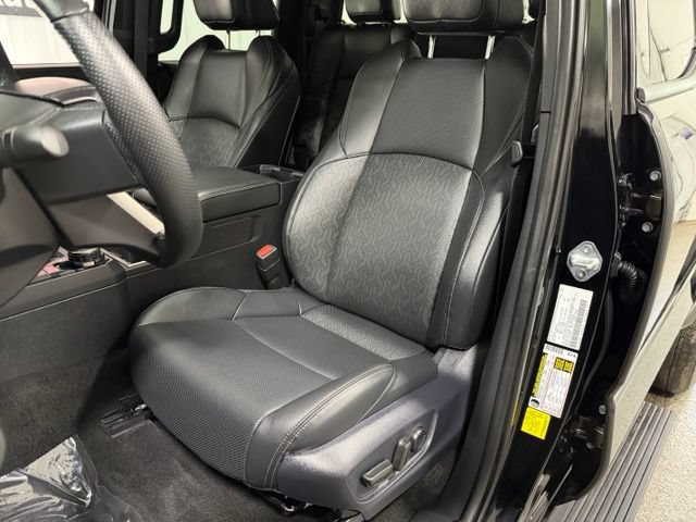 Used 2026 Toyota Tacoma Limited AWD/4WD image 20