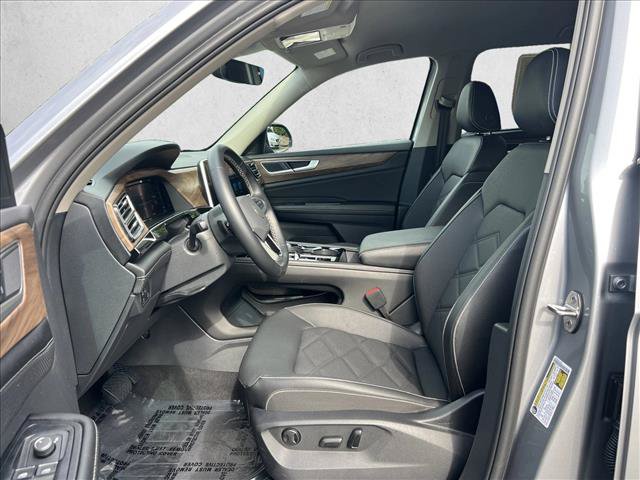Used 2026 Volkswagen Atlas SE FWD image 25