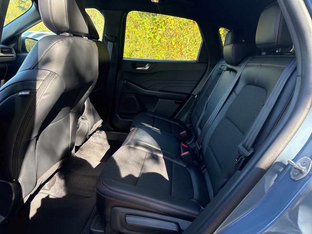 New 2026 Ford Escape ST-Line w/ Tech Pack #1 image 37