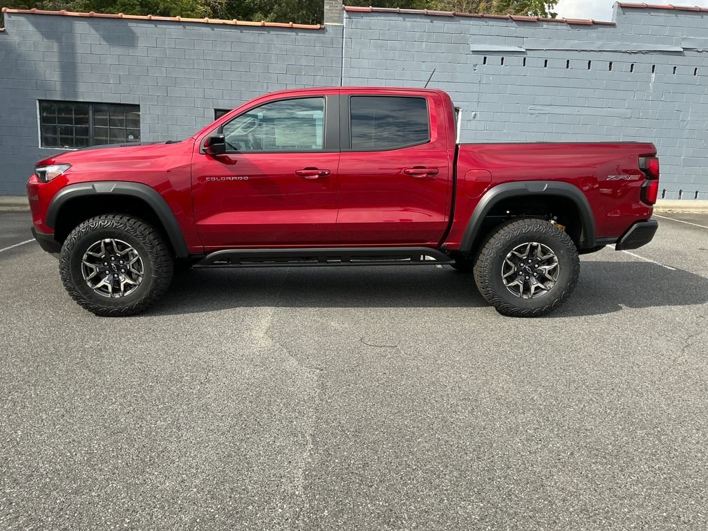 New 2026 Chevrolet Colorado ZR2 w/ Technology Package image 2