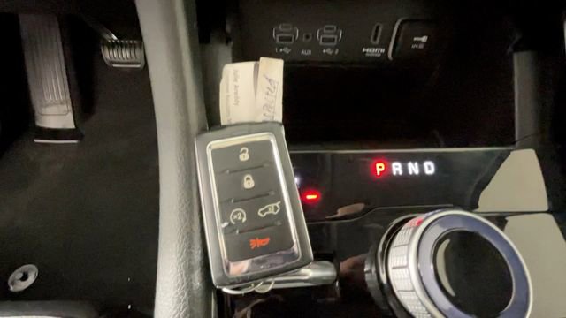 Used 2023 Jeep Grand Cherokee 4WD 4xe image 25