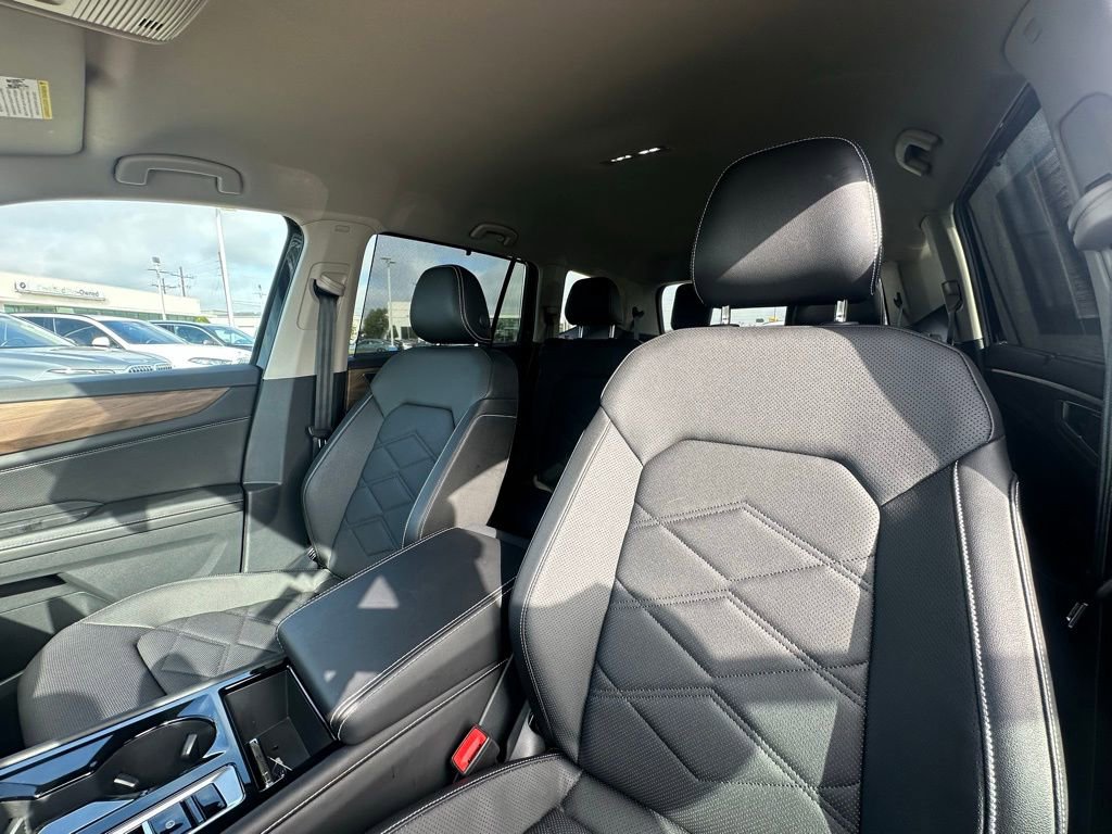 Used 2024 Volkswagen Atlas SE image 7