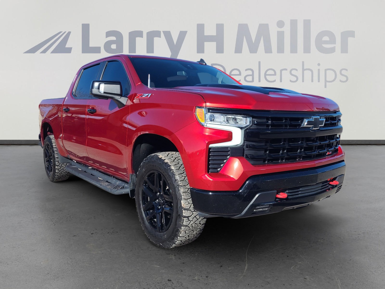 Used 2022 Chevrolet Silverado 1500 LT Trail Boss w/ Convenience Package II image 7