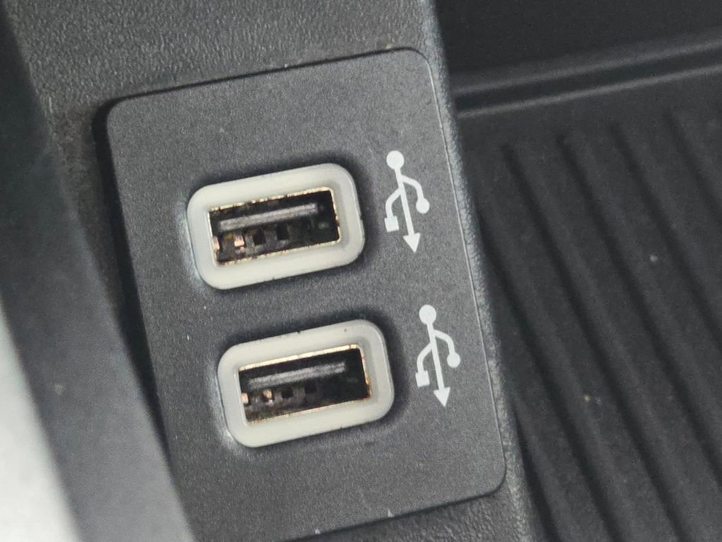 Used 2019 Ford F150 Raptor w/ Equipment Group 802A Luxury image 33