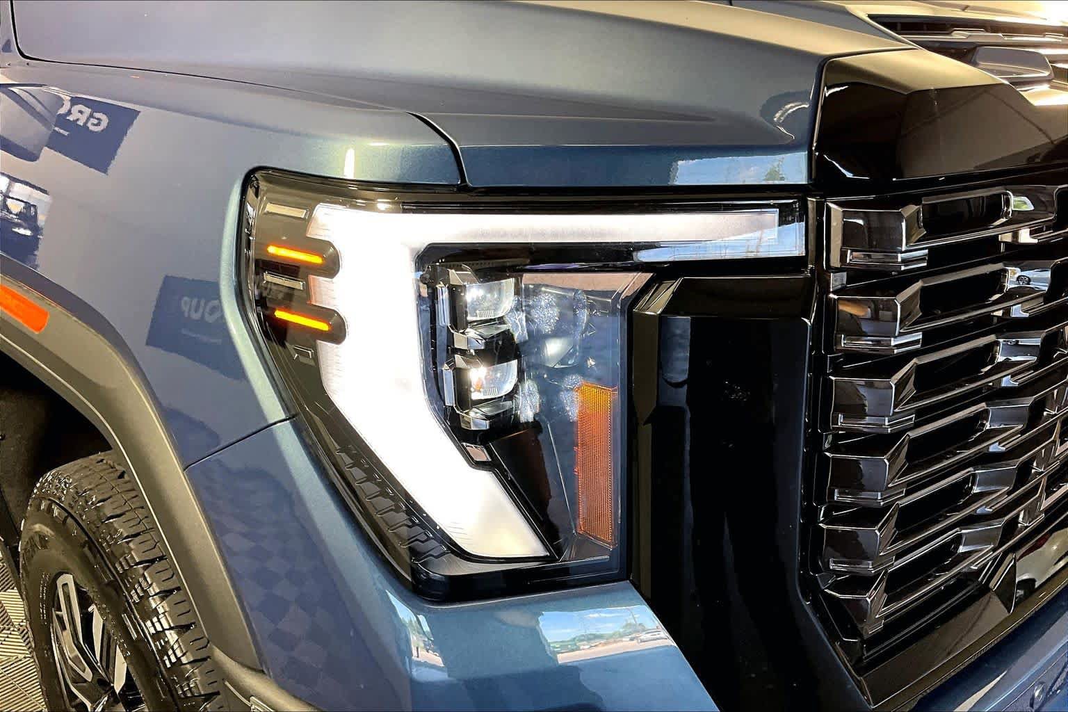 Used 2025 GMC Sierra 2500 Denali Ultimate AWD/4WD image 27
