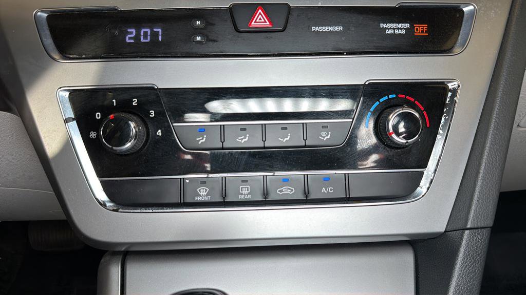 Used 2017 Hyundai Sonata SE FWD image 28
