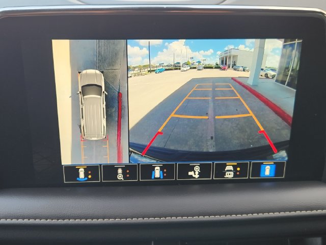 Used 2022 GMC Yukon SLT w/ SLT Luxury Package RWD image 16