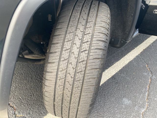 Used 2020 Jeep Grand Cherokee Limited w/ Luxury Group II image 34