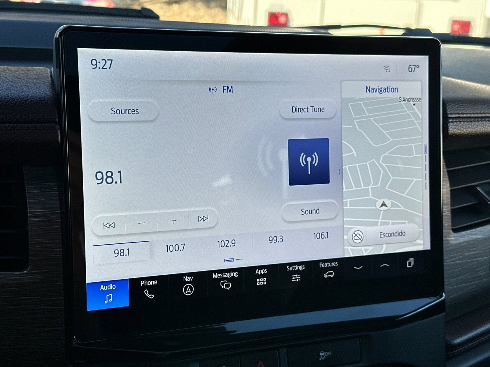 Used 2023 Ford Expedition Limited image 22