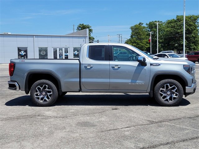 New 2026 GMC Sierra 1500 SLE image 4