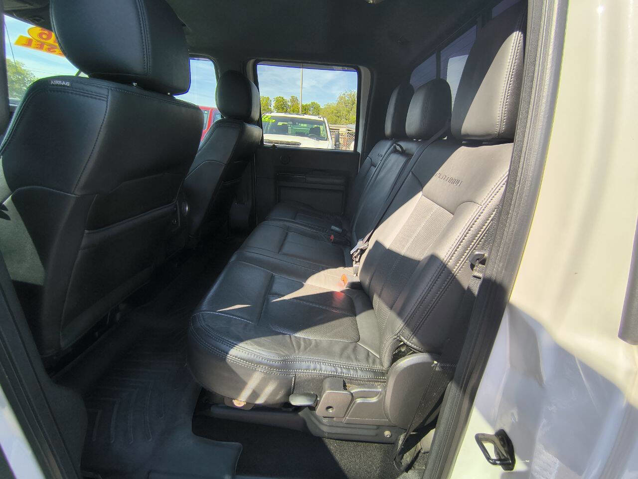 Used 2016 Ford F250 Platinum w/ FX4 Off-Road Package image 23