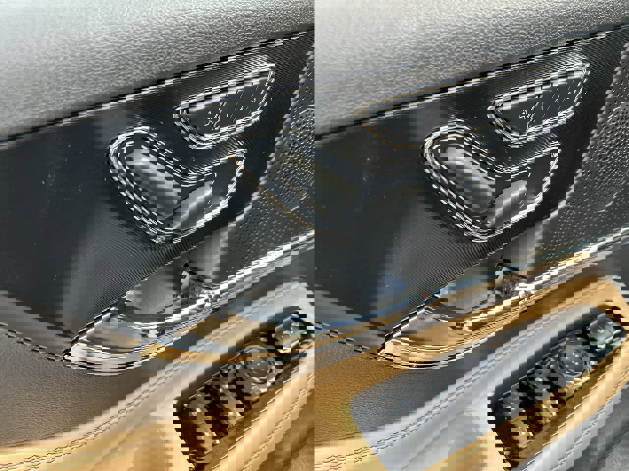 Used 2023 Lincoln Corsair Reserve w/ Equipment Group 201A image 23