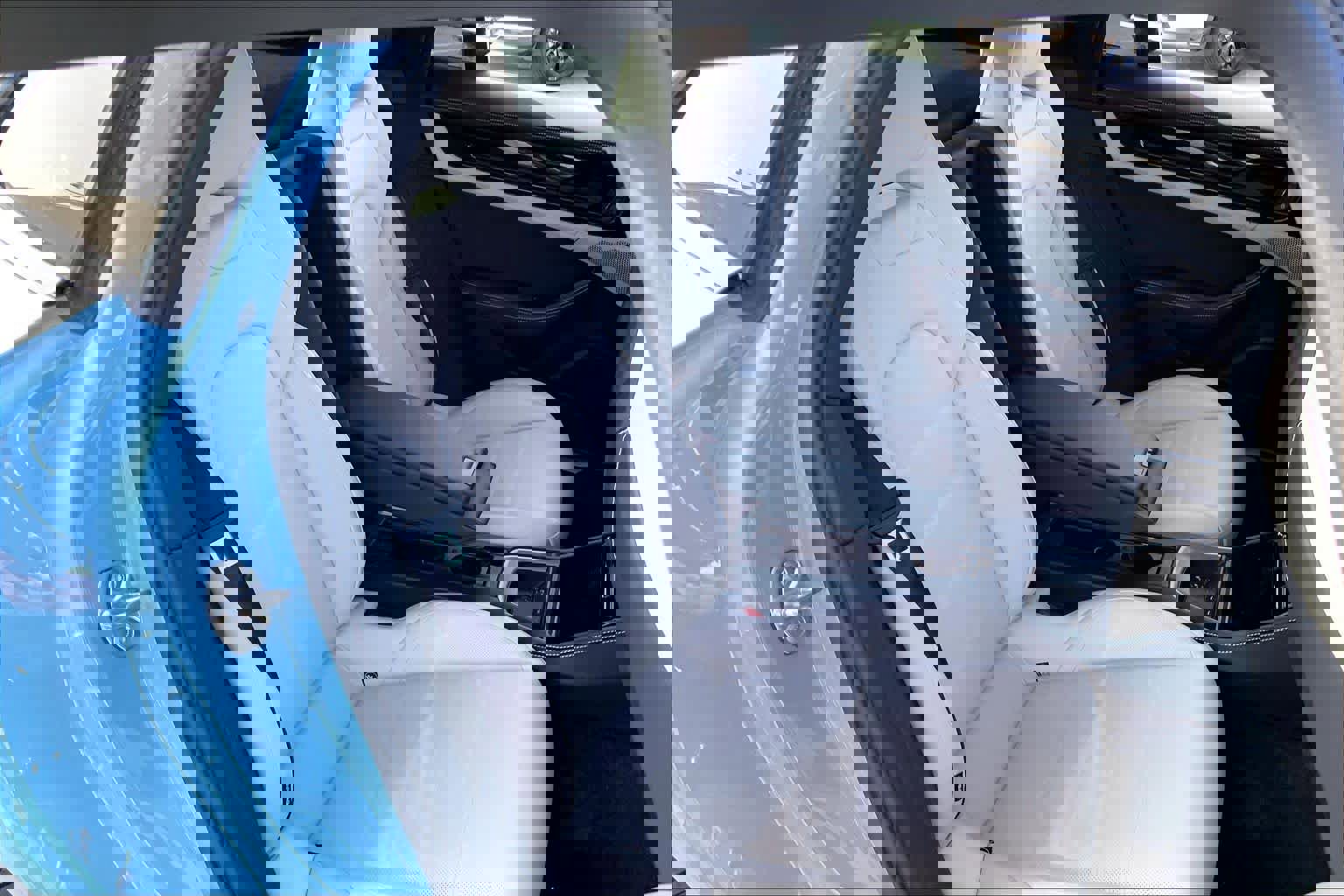 Used 2025 Porsche Panamera 4 image 19