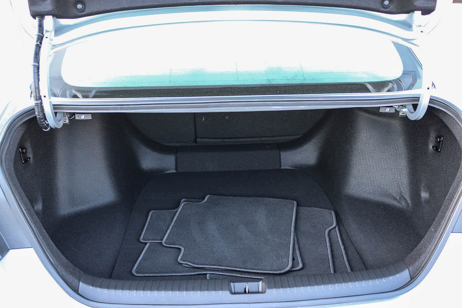 Certified 2025 Honda Accord Touring image 25