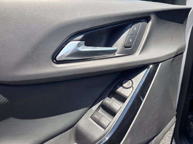 Used 2025 Chevrolet Equinox LT AWD/4WD image 18