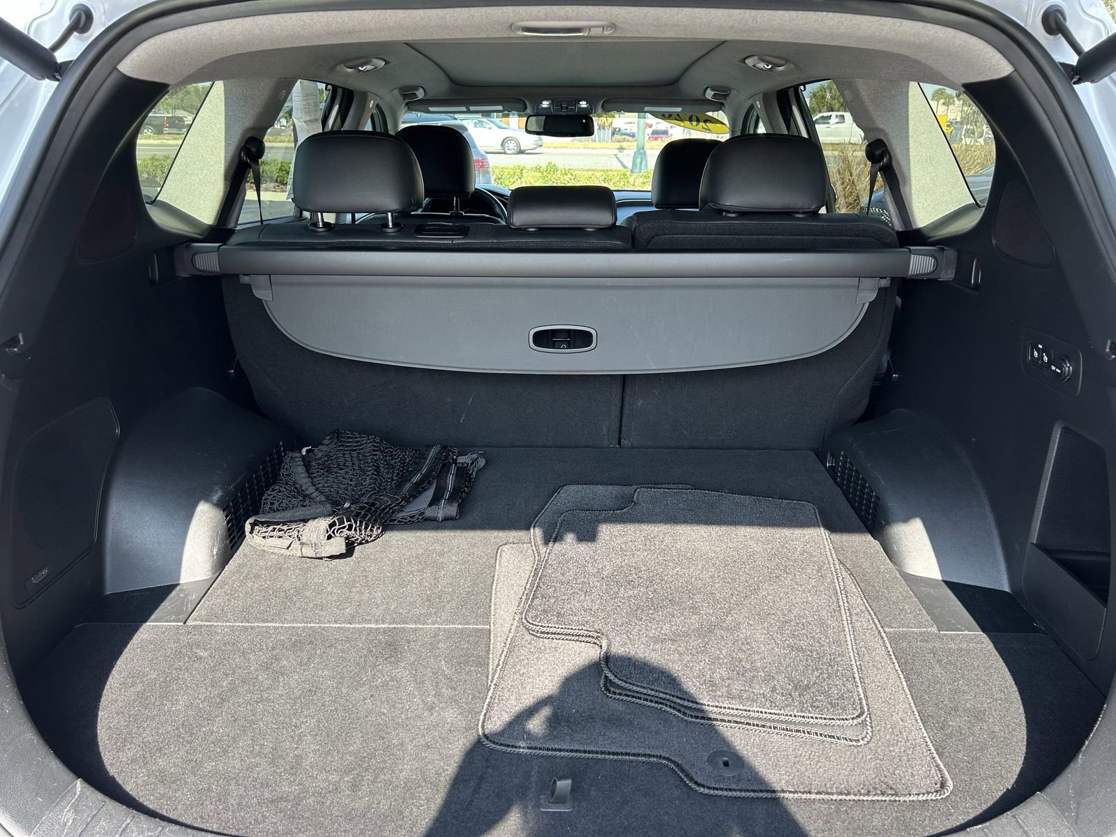 Used 2020 Hyundai Santa Fe Limited image 16