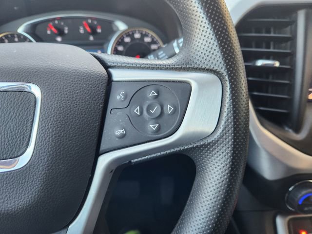 Used 2023 GMC Acadia SLE image 30