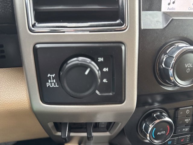 Used 2019 Ford F250 Lariat w/ Chrome Package image 20