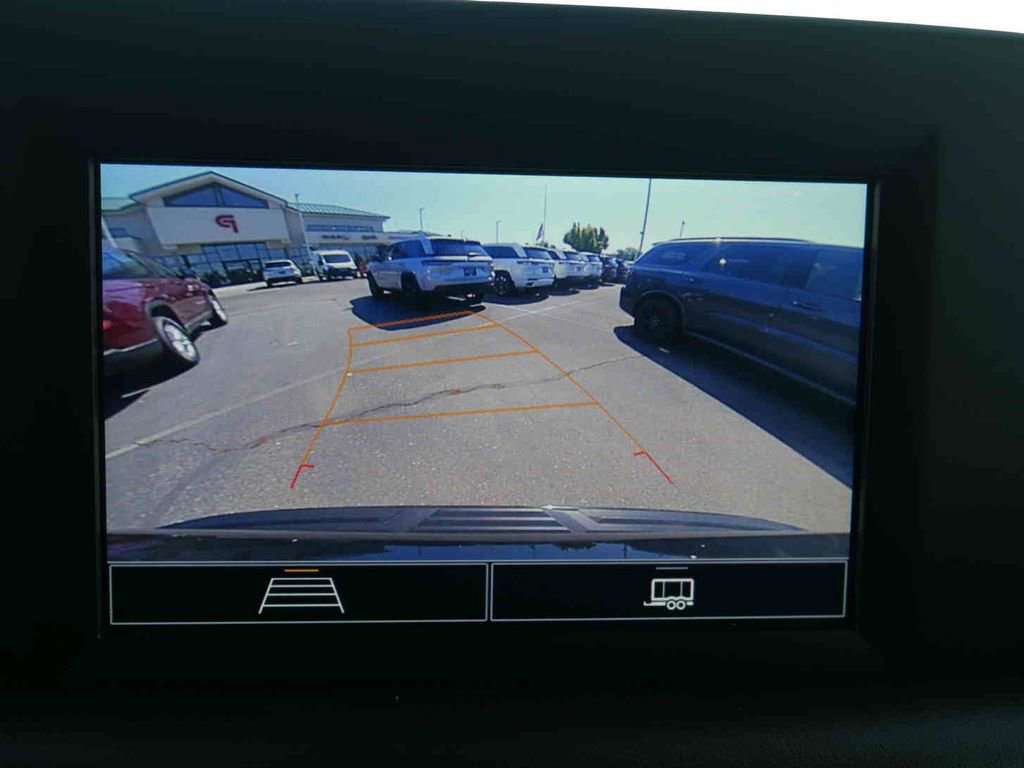 Used 2022 Chevrolet Tahoe LS image 28