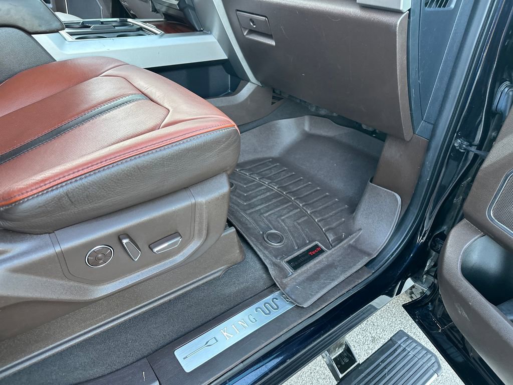 Used 2022 Ford F250 King Ranch w/ King Ranch Ultimate Package AWD/4WD image 40