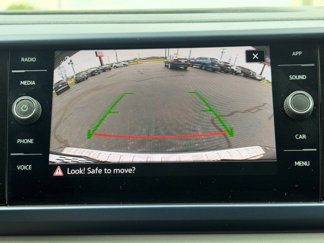 Used 2023 Volkswagen Taos SE w/ Panoramic Sunroof Package AWD/4WD image 31