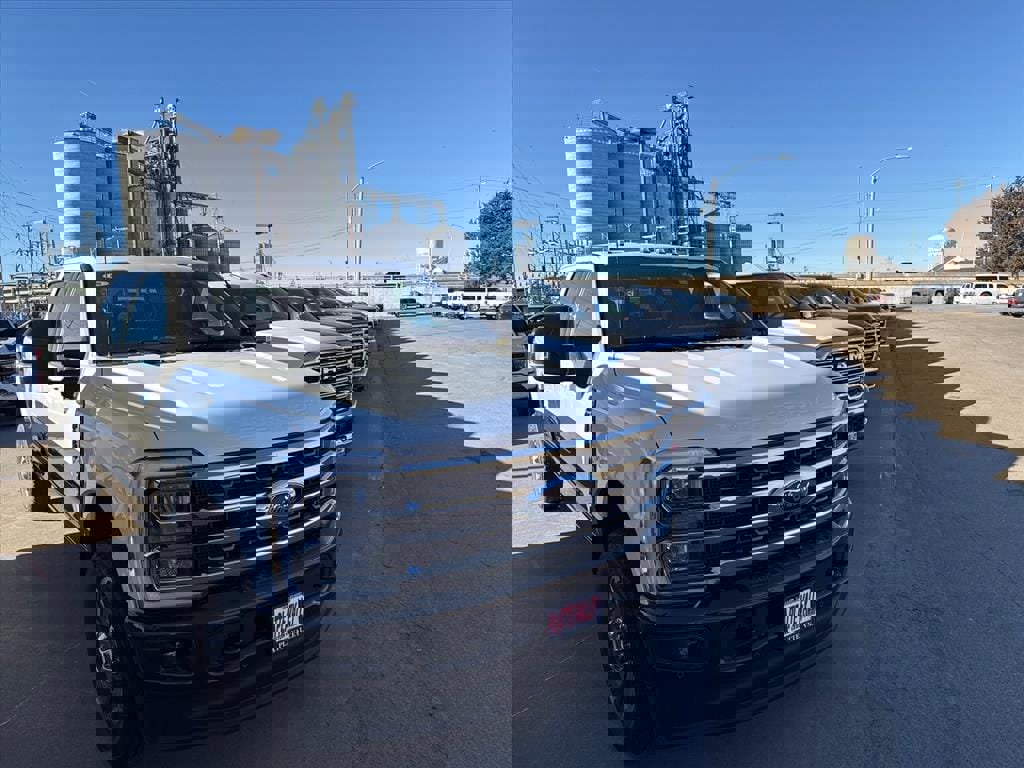 Used 2024 Ford F350 King Ranch image 2