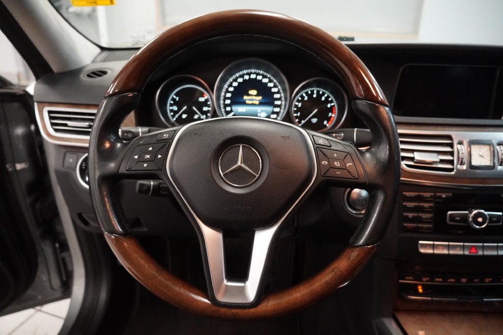 Used 2014 Mercedes-Benz E 350 4MATIC Sedan w/ Premium 1 Package image 14