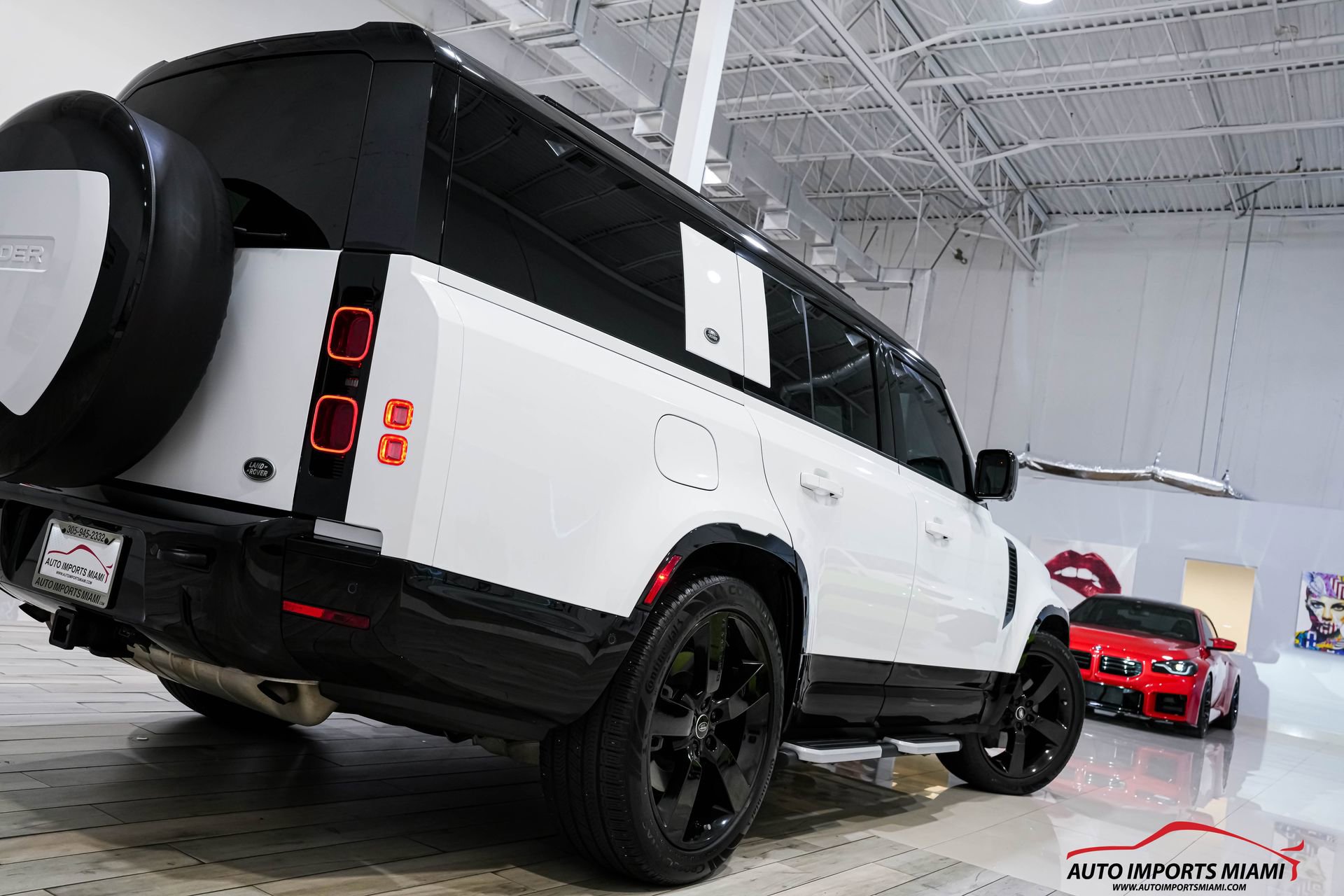 Used 2023 Land Rover Defender 130 X-Dynamic SE image 36