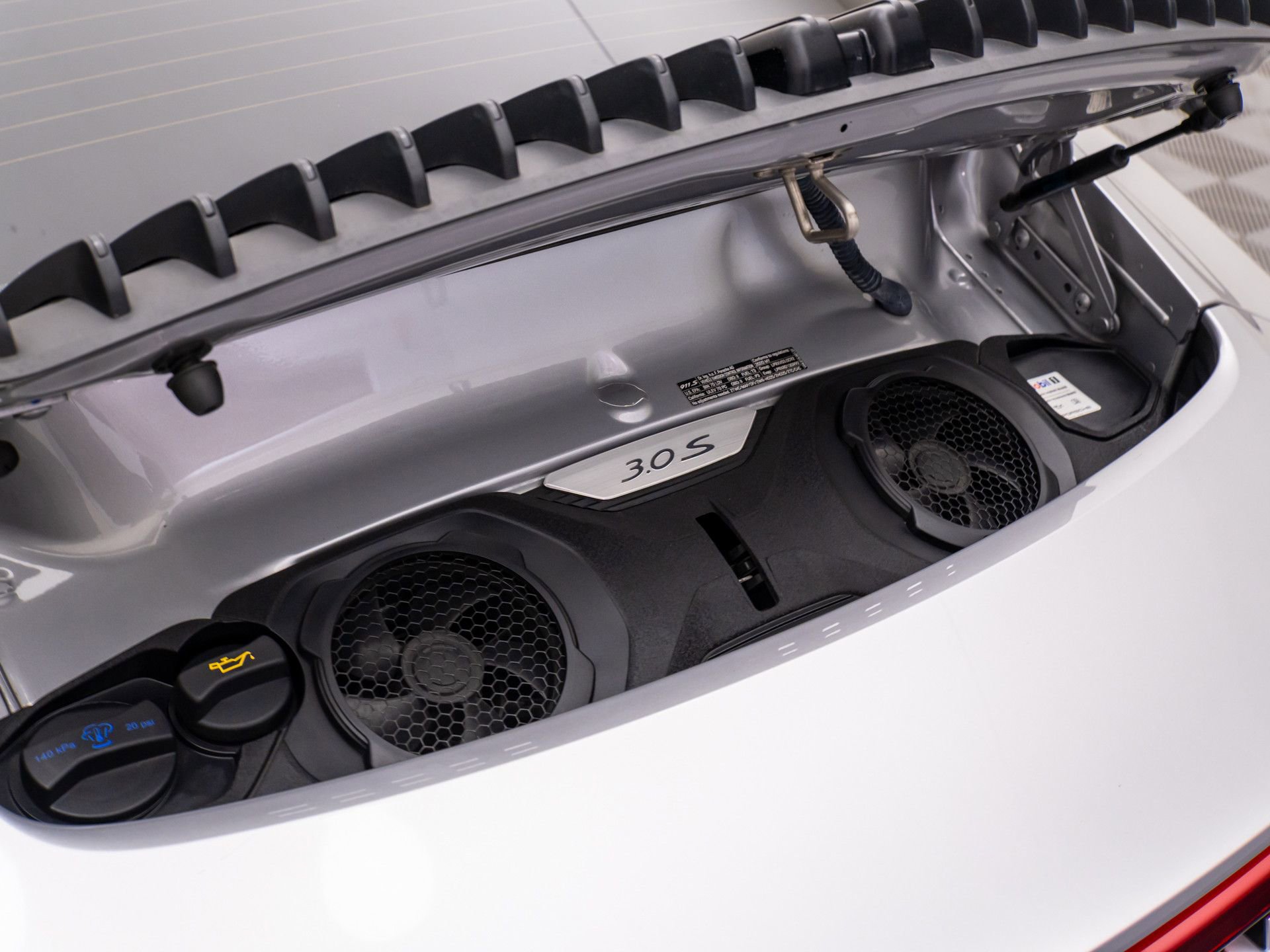 Used 2020 Porsche 911 Carrera S image 32