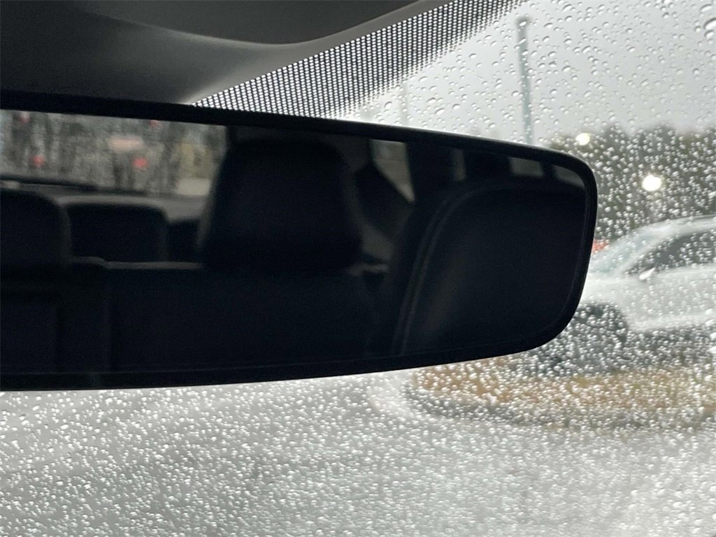 Used 2024 Volkswagen Atlas SE image 27