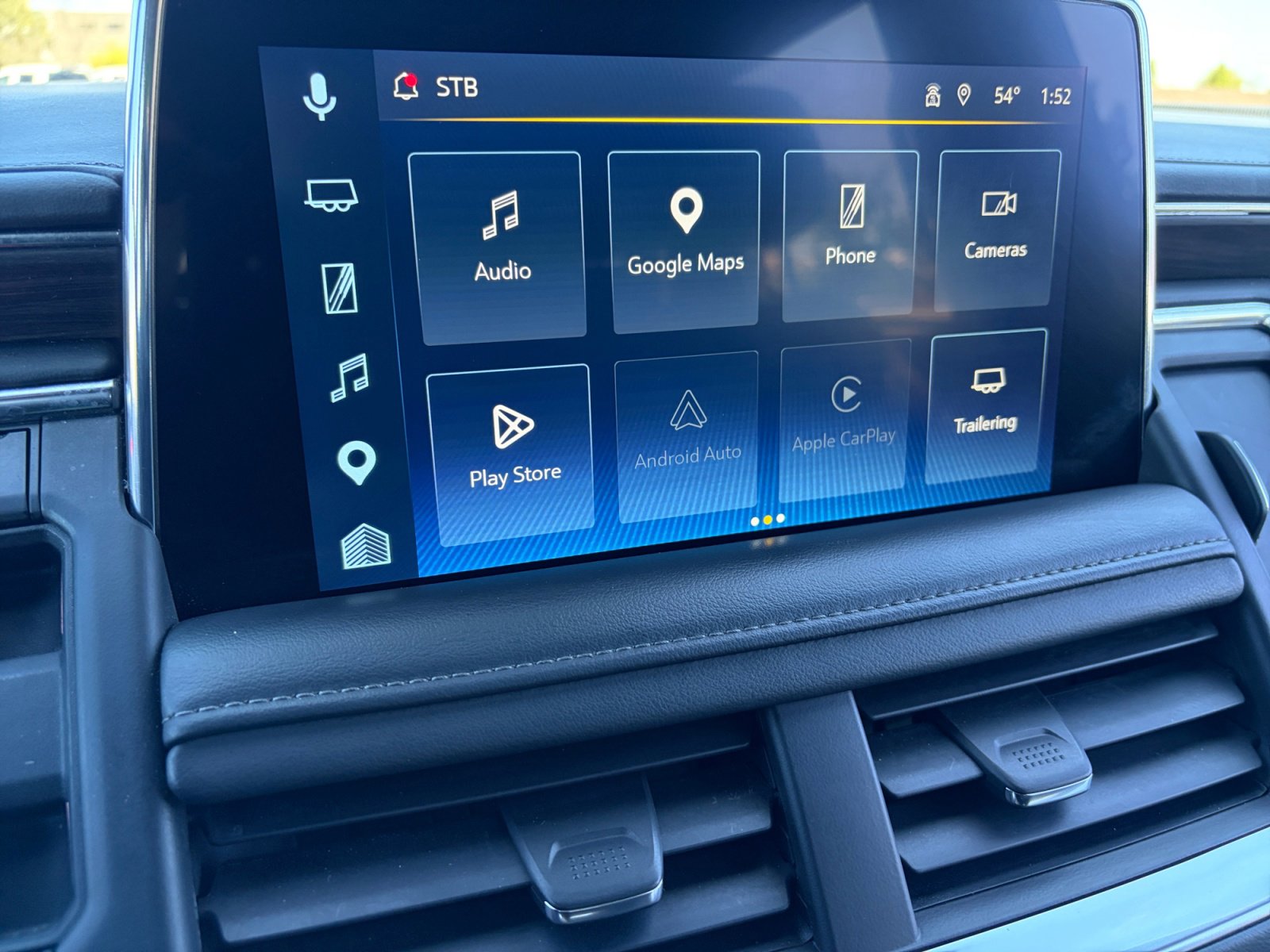 Used 2022 Chevrolet Tahoe Z71 w/ Off-Road Capability Package image 23