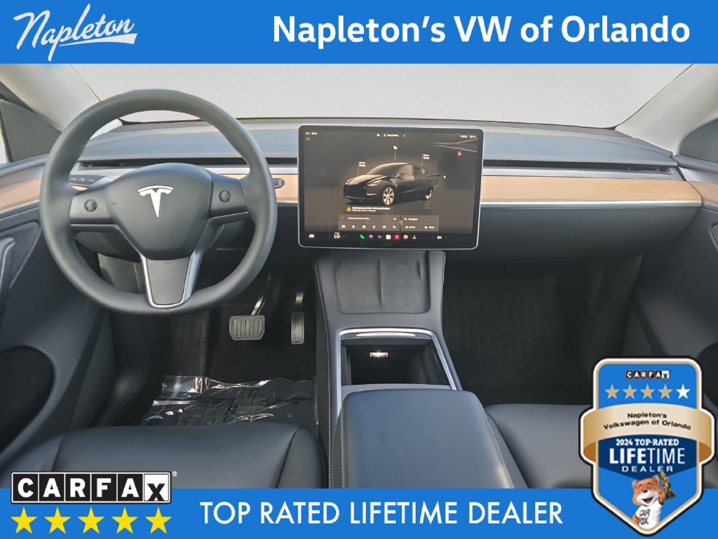 Used 2024 Tesla Model Y Long Range AWD/4WD image 11