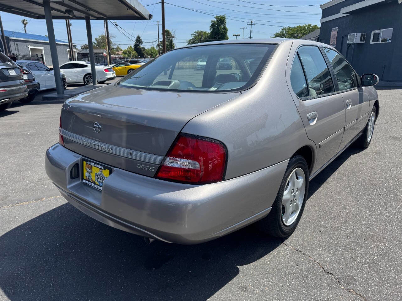 Used 2001 Nissan Altima GXE FWD image 5