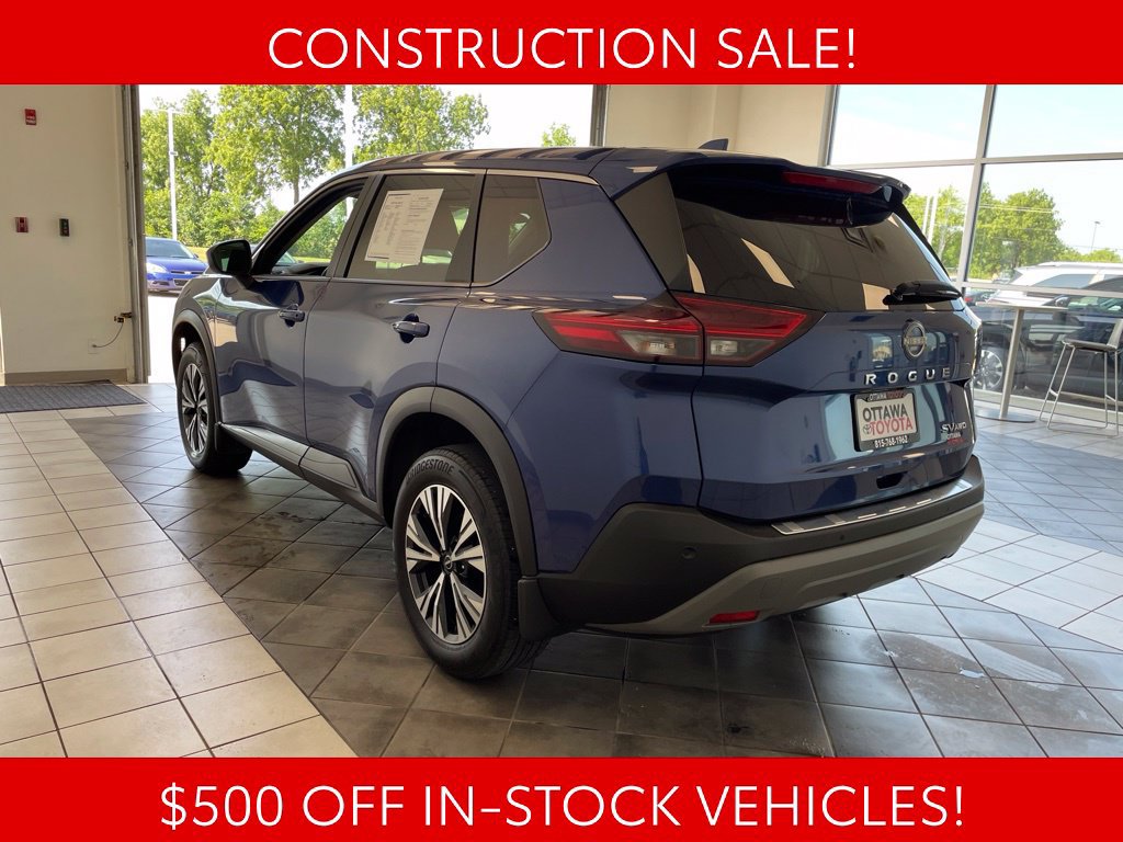 Used 2023 Nissan Rogue SV AWD/4WD image 7