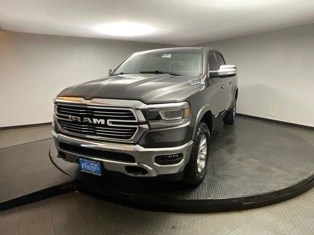 Used 2019 RAM 1500 Laramie w/ Off Road Group AWD/4WD image 3