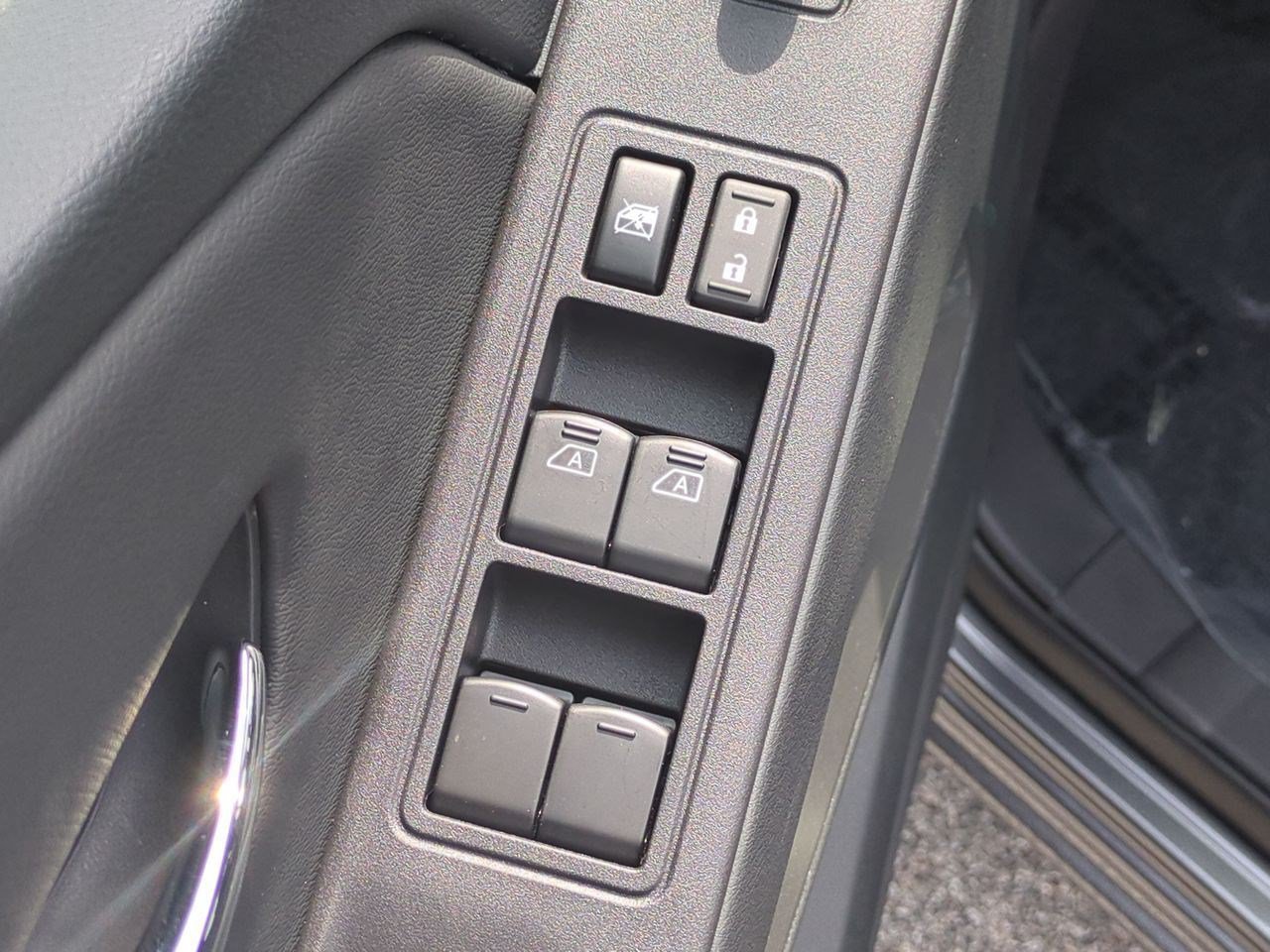 New 2026 Nissan Frontier SV w/ SV Convenience Package RWD image 14