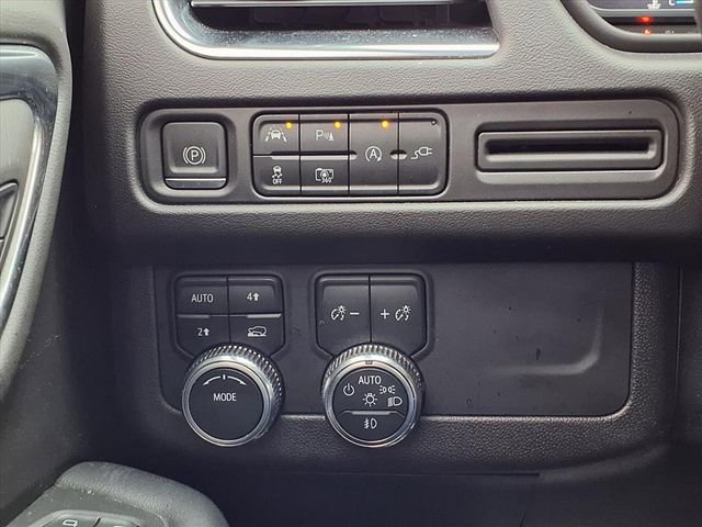 Used 2022 GMC Yukon SLT w/ SLT Premium Package image 20